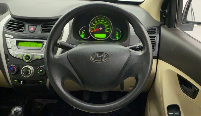 2016 Hyundai Eon MAGNA +, Petrol, Manual, 23,133 km, Steering Wheel Close Up