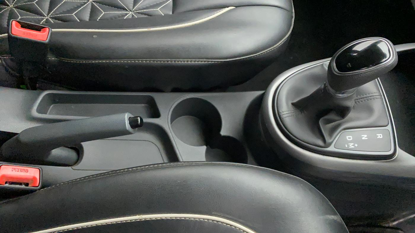2021 Hyundai GRAND I10 NIOS SPORTZ AMT 1.2 KAPPA VTVT, Petrol, Automatic, 45,593 km, Gear Lever