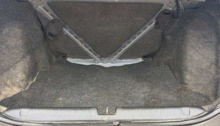 2018 Honda Amaze 1.2L I-VTEC V, Petrol, Manual, 70,574 km, Boot Inside