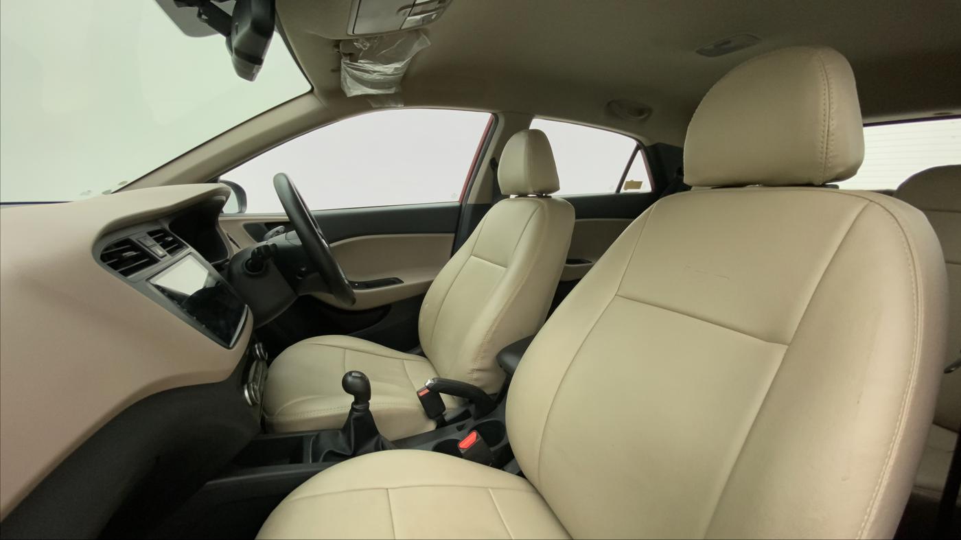 2017 Hyundai Elite i20 SPORTZ 1.2, Petrol, Manual, 50,507 km, Right Side Front Door Cabin