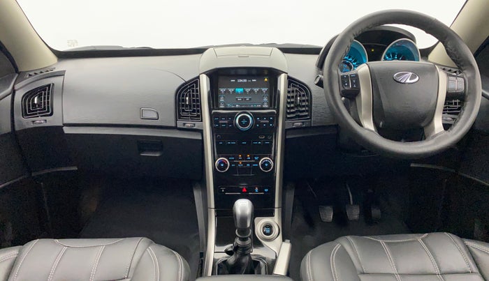 2018 Mahindra XUV500 W7, Diesel, Manual, 18,486 km, Dashboard