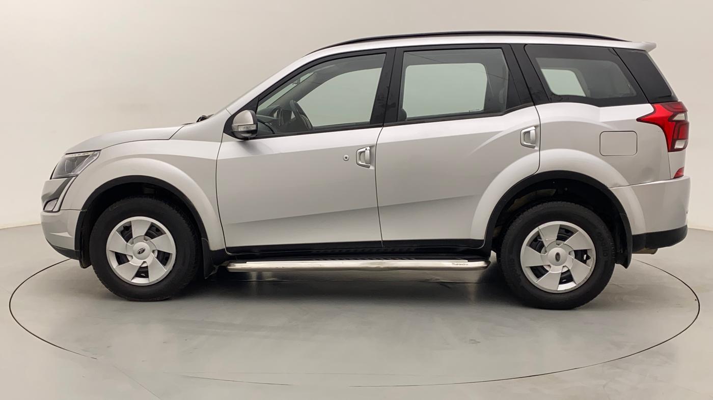2018 Mahindra XUV500 W7, Diesel, Manual, 18,486 km, Left Side