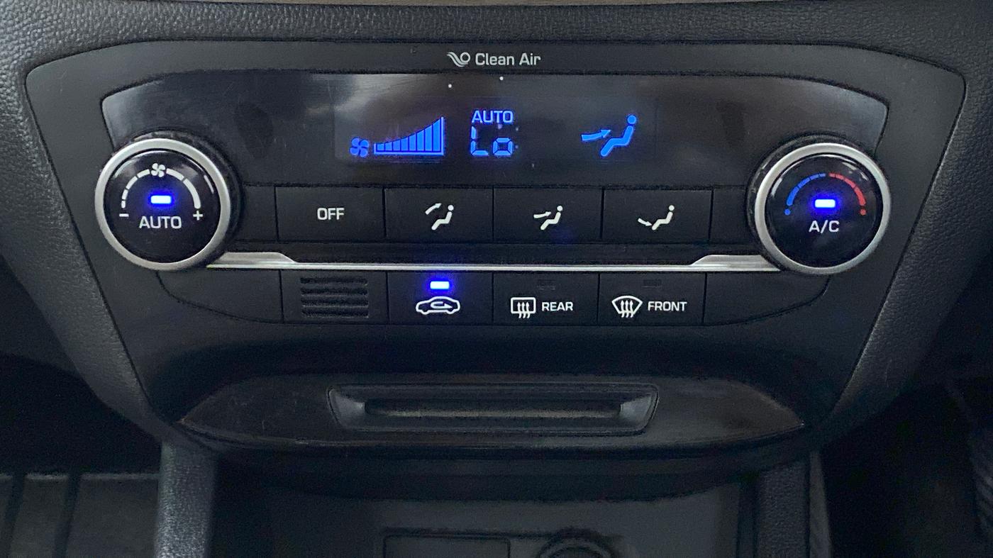 2016 Hyundai Elite i20 ASTA 1.2 (O), Petrol, Manual, 17,551 km, Automatic Climate Control