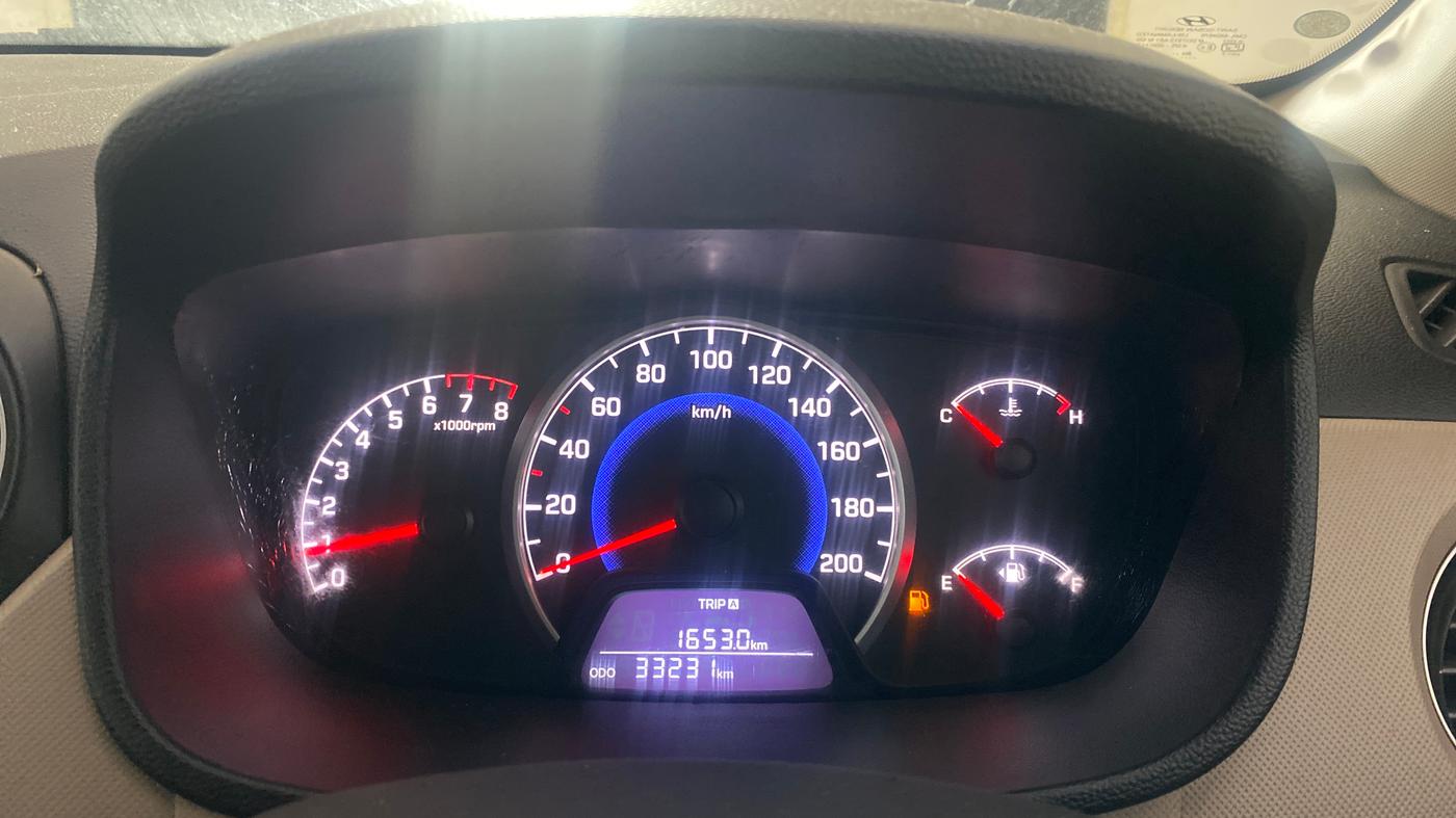 2017 Hyundai Grand i10 SPORTZ 1.2 KAPPA VTVT, Petrol, Manual, 33,231 km, Odometer Image