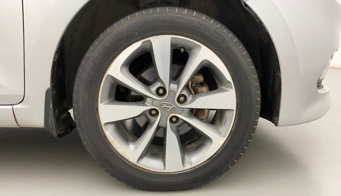 2016 Hyundai Elite i20 ASTA 1.2 (O), Petrol, Manual, 72,641 km, Right Front Wheel