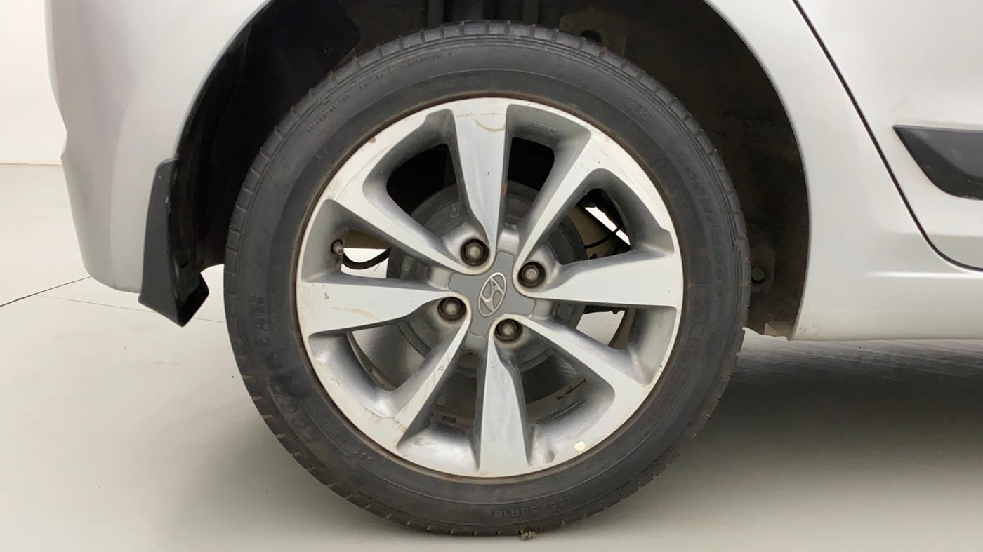 2016 Hyundai Elite i20 ASTA 1.2 (O), Petrol, Manual, 72,641 km, Right Rear Wheel