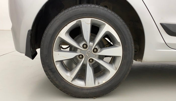2016 Hyundai Elite i20 ASTA 1.2 (O), Petrol, Manual, 72,641 km, Right Rear Wheel