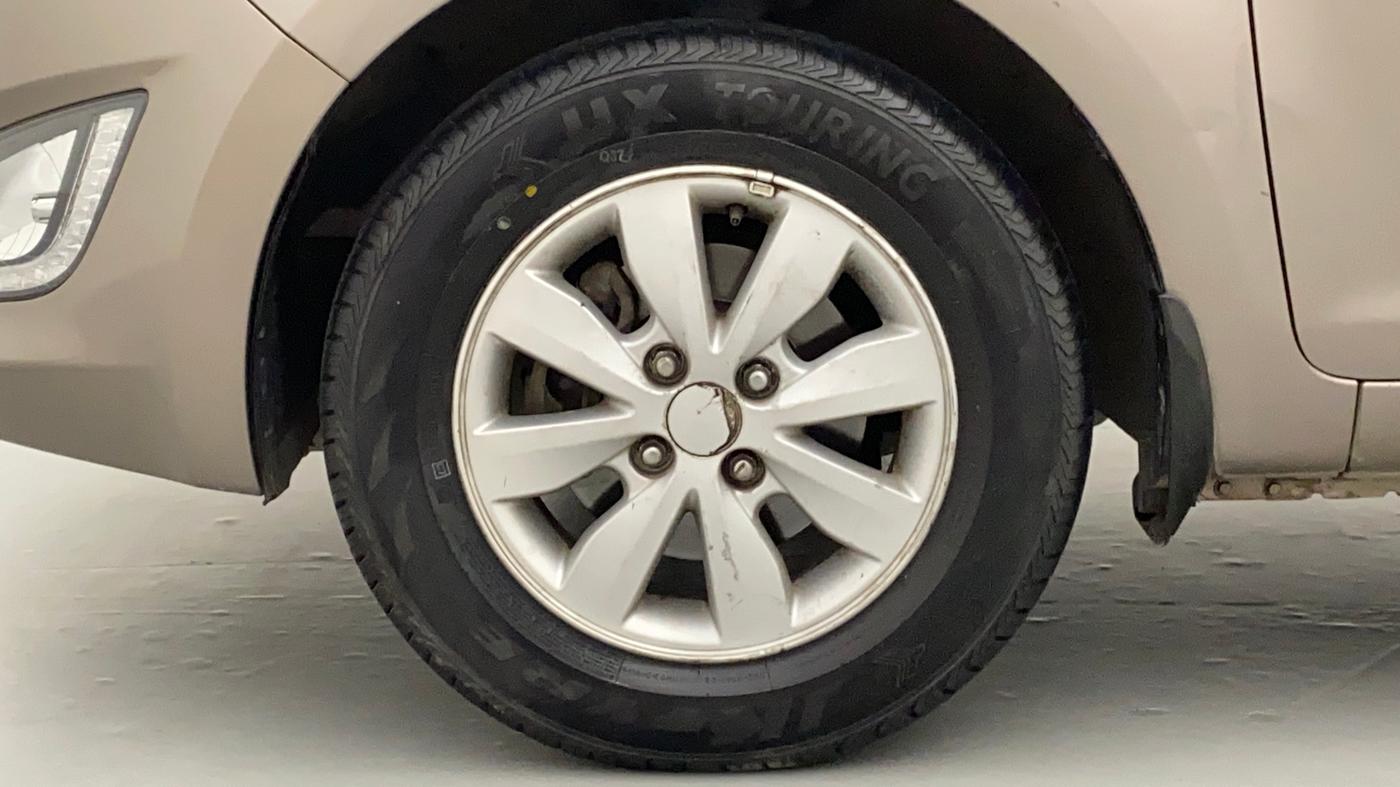 2013 Hyundai i20 SPORTZ 1.2 VTVT, Petrol, Manual, 40,768 km, Left Front Wheel