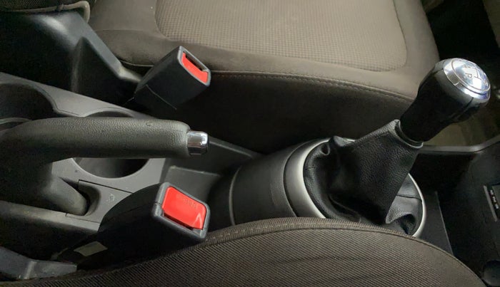 2013 Hyundai i20 SPORTZ 1.2 VTVT, Petrol, Manual, 40,768 km, Gear Lever