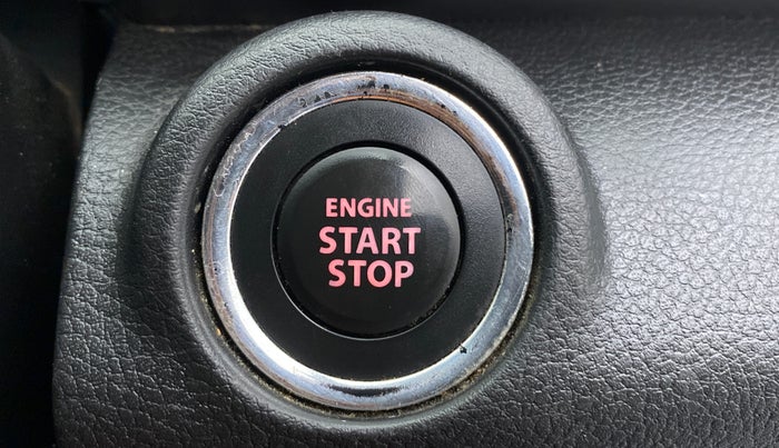 2019 Maruti XL6 ALPHA MT, Petrol, Manual, 33,240 km, Keyless Start/ Stop Button