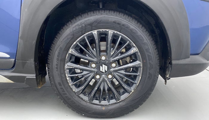2019 Maruti XL6 ALPHA MT, Petrol, Manual, 33,240 km, Right Front Wheel