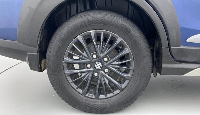 2019 Maruti XL6 ALPHA MT, Petrol, Manual, 33,240 km, Right Rear Wheel