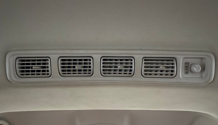 2019 Maruti XL6 ALPHA MT, Petrol, Manual, 33,240 km, Rear AC Vents