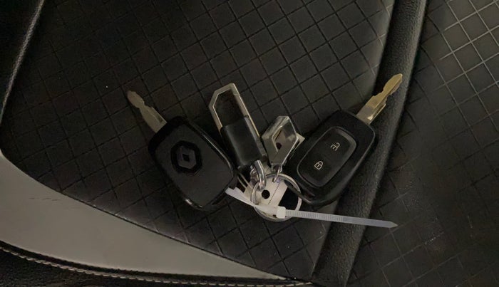 2022 Renault Kwid CLIMBER 1.0 AMT (O), Petrol, Automatic, 91,025 km, Key Close Up