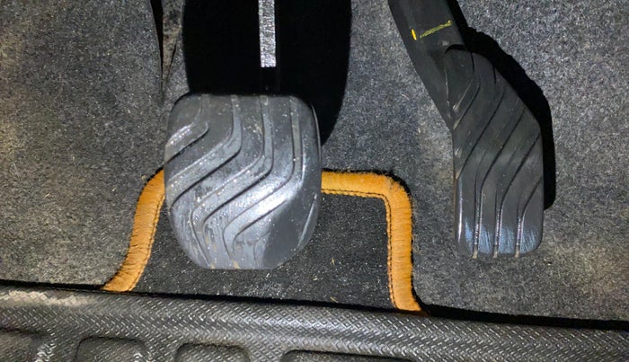 2022 Renault Kwid CLIMBER 1.0 AMT (O), Petrol, Automatic, 91,025 km, Pedals