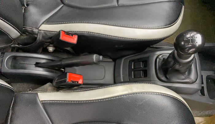 2017 Maruti Alto 800 LXI, Petrol, Manual, 98,021 km, Gear Lever