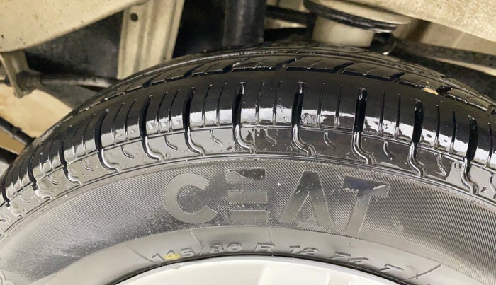 2017 Maruti Alto 800 LXI, Petrol, Manual, 98,021 km, Left Rear Tyre Tread