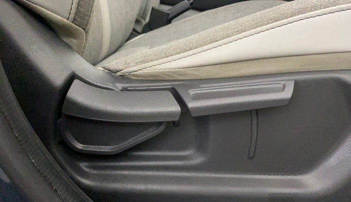 2022 Hyundai GRAND I10 NIOS SPORTZ 1.2 KAPPA VTVT, Petrol, Manual, 18,881 km, Driver Side Adjustment Panel