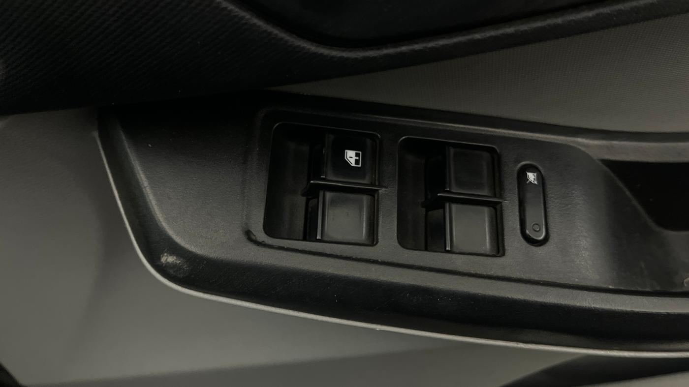 2022 Tata Tiago XT CNG, CNG, Manual, 1,13,357 km, Driver Side Door Panels Control