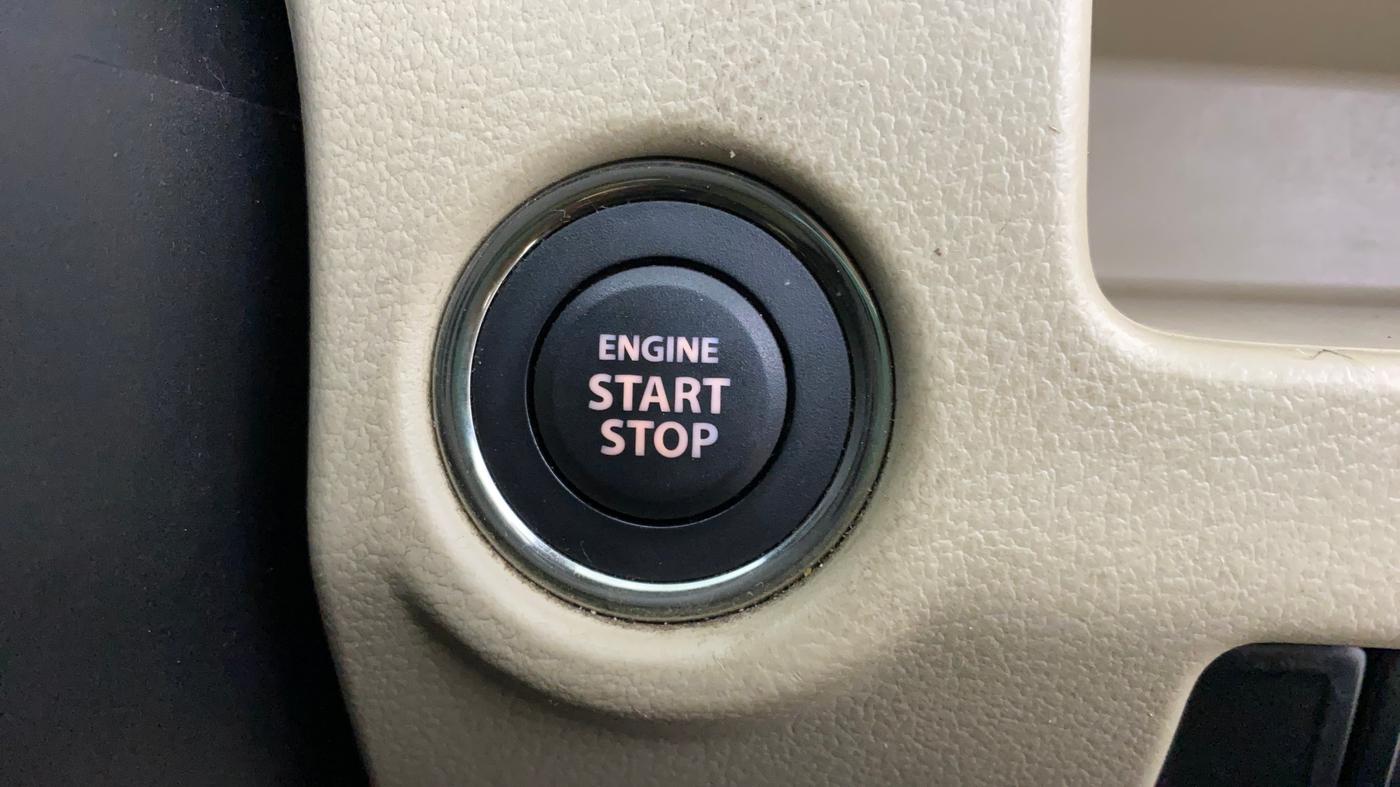 2014 Maruti Ciaz ZDI, Diesel, Manual, 71,581 km, Keyless Start/ Stop Button