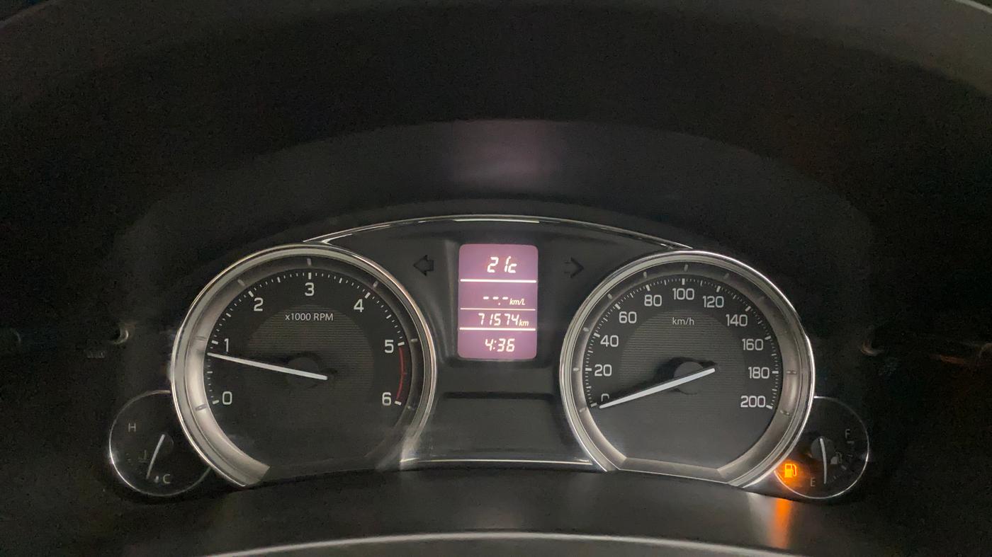 2014 Maruti Ciaz ZDI, Diesel, Manual, 71,581 km, Odometer Image