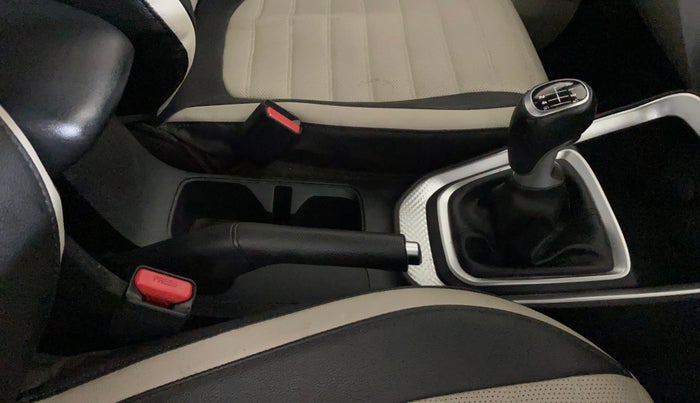 2020 KIA SONET HTX 1.0 IMT, Petrol, Manual, 28,936 km, Gear Lever