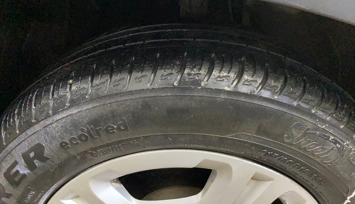 2020 KIA SONET HTX 1.0 IMT, Petrol, Manual, 28,936 km, Right Front Tyre Tread