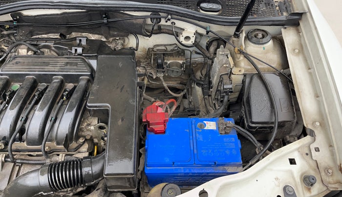 2015 Renault Duster RXL PETROL, Petrol, Manual, 51,751 km, Engine View - Left