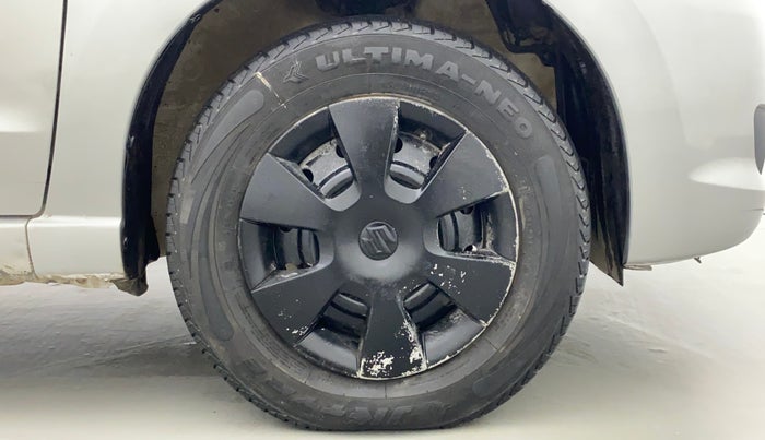 2012 Maruti A Star VXI, Petrol, Manual, 74,154 km, Right Front Wheel