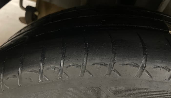 2020 Tata TIGOR XM PETROL, Petrol, Manual, 1,31,048 km, Right Rear Tyre Tread