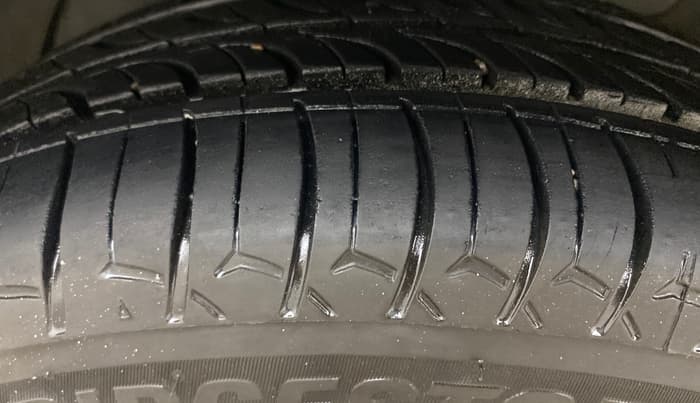 2020 Tata TIGOR XM PETROL, Petrol, Manual, 1,31,048 km, Left Front Tyre Tread