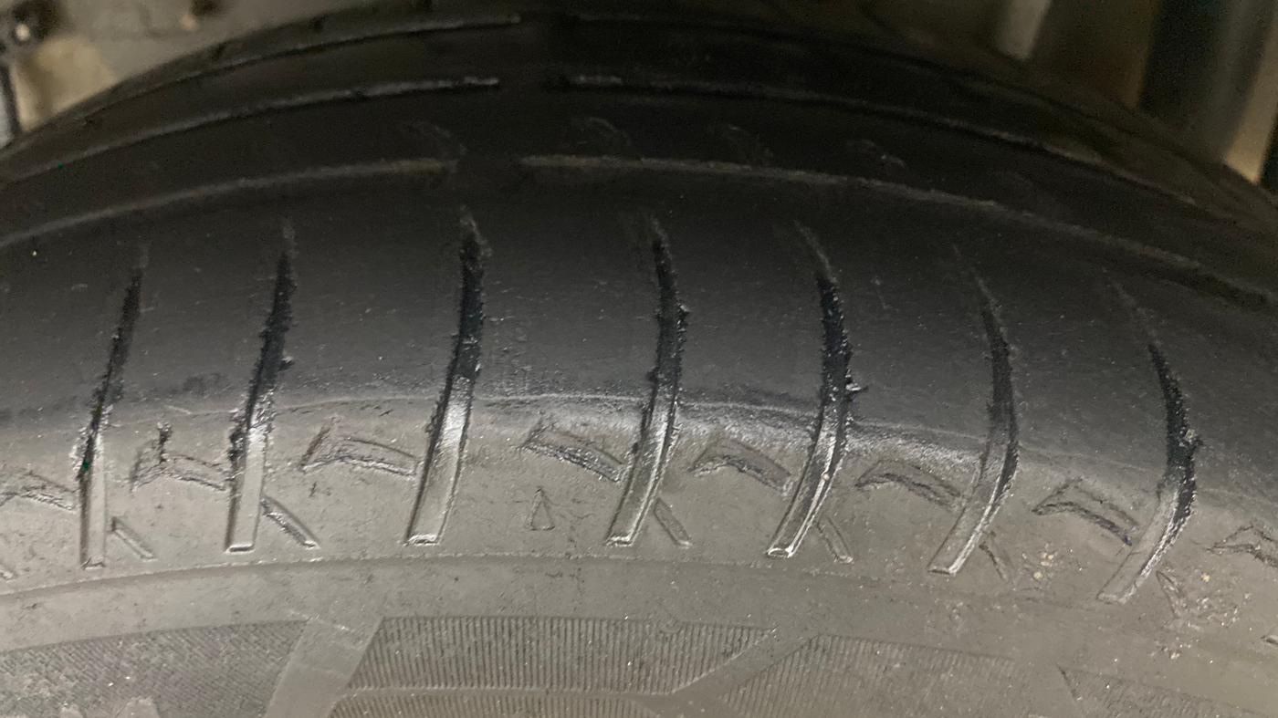 2020 Tata TIGOR XM PETROL, Petrol, Manual, 1,31,048 km, Left Rear Tyre Tread