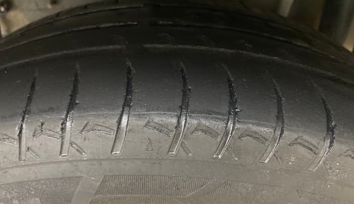 2020 Tata TIGOR XM PETROL, Petrol, Manual, 1,31,048 km, Left Rear Tyre Tread