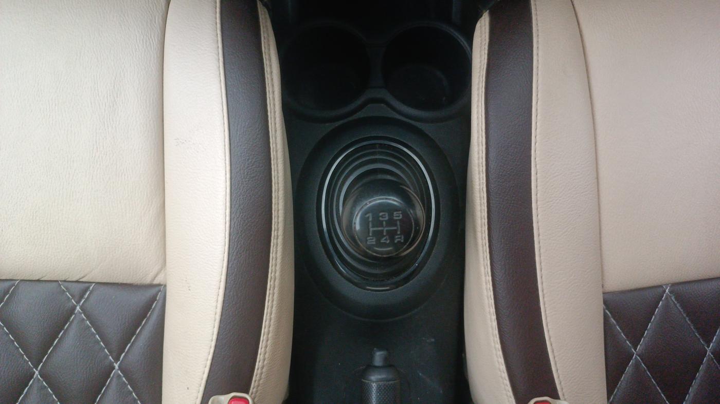 2014 Honda Amaze 1.2L I-VTEC E, Petrol, Manual, 91,853 km, Gear Lever