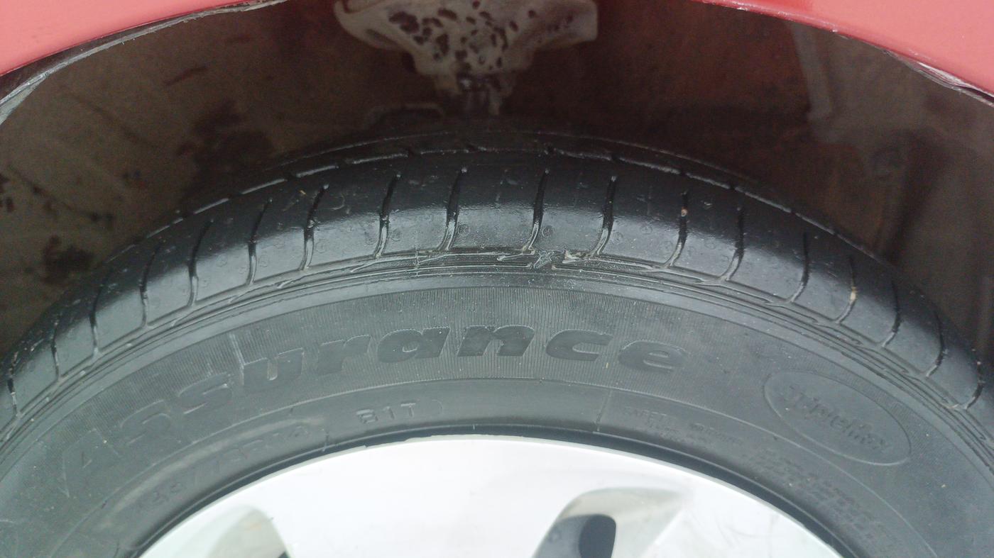2016 Maruti Celerio VXI, Petrol, Manual, 81,639 km, Right Front Tyre Tread