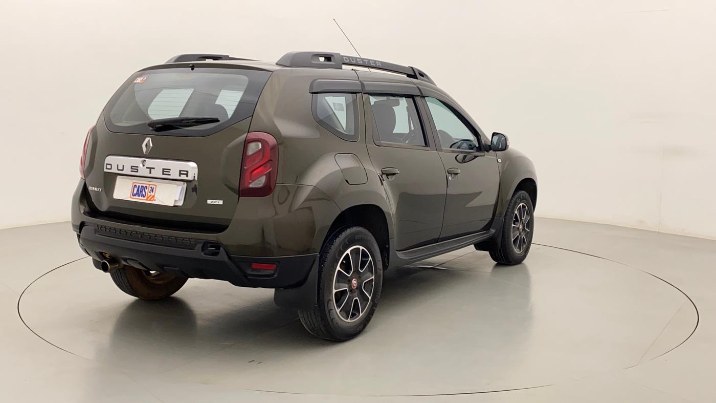 2017 Renault Duster 85 PS RXS MT DIESEL, Diesel, Manual, 1,06,068 km, Right Back Diagonal
