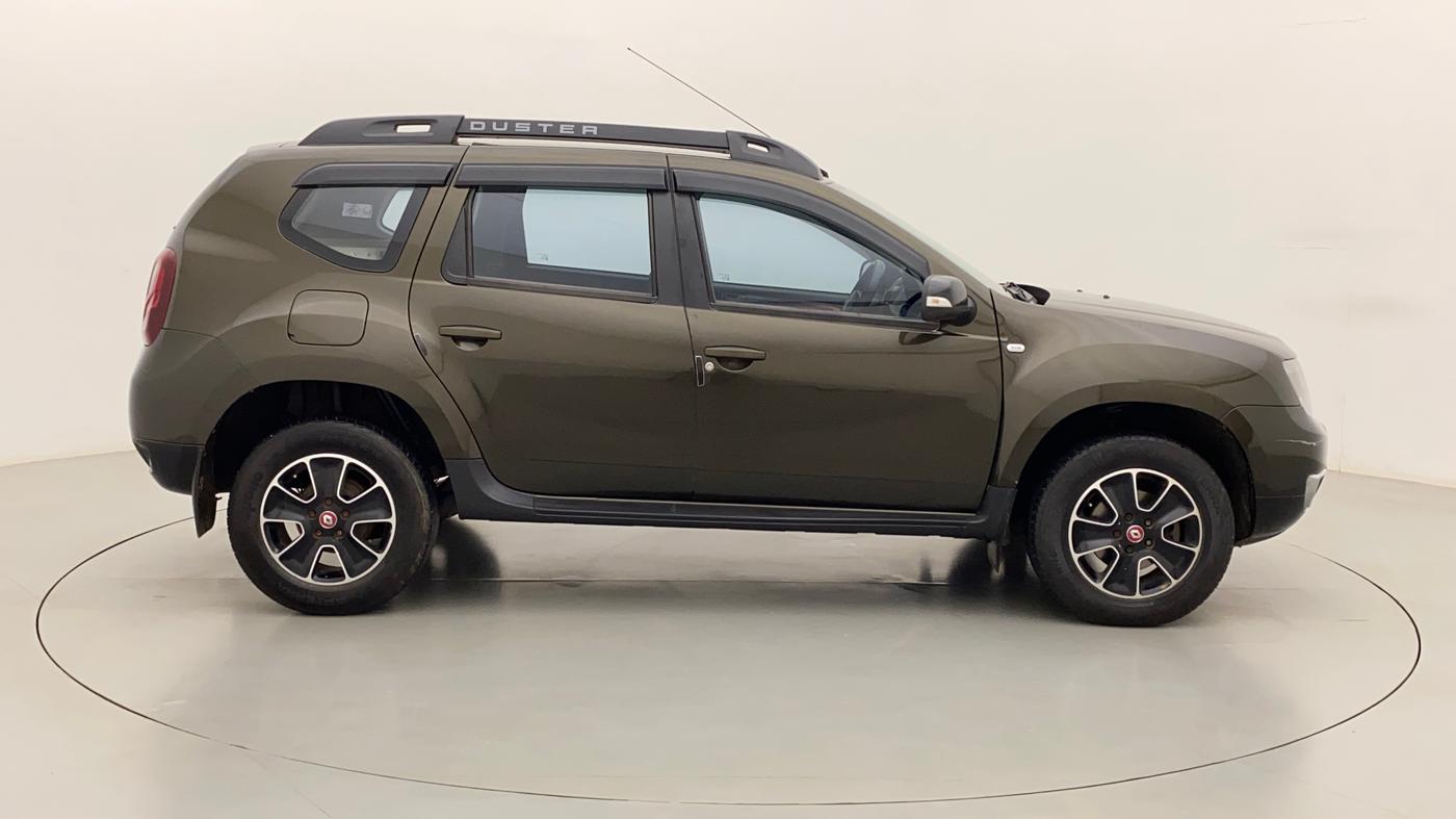 2017 Renault Duster 85 PS RXS MT DIESEL, Diesel, Manual, 1,06,068 km, Right Side View
