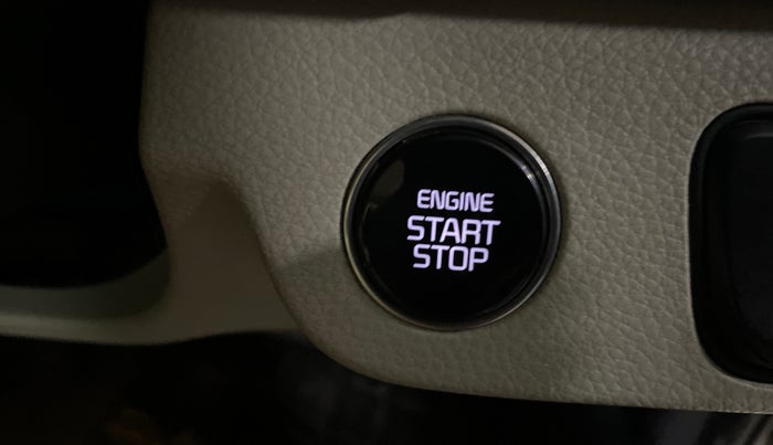 2020 KIA SELTOS HTX 1.5 PETROL, Petrol, Manual, 32,218 km, Keyless Start/ Stop Button