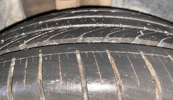 2020 KIA SELTOS HTX 1.5 PETROL, Petrol, Manual, 32,218 km, Right Rear Tyre Tread