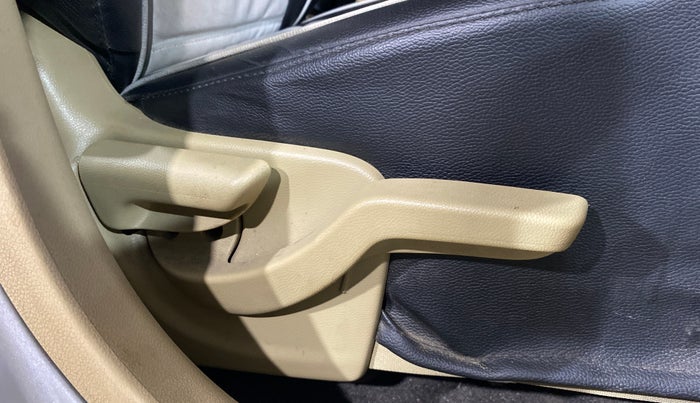 2015 Honda Amaze 1.2L I-VTEC S, Petrol, Manual, 44,824 km, Driver Side Adjustment Panel