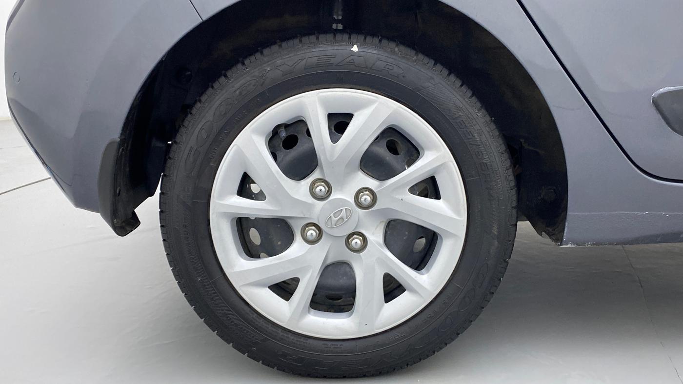 2019 Hyundai Grand i10 SPORTZ 1.2 KAPPA VTVT, Petrol, Manual, Right Rear Wheel