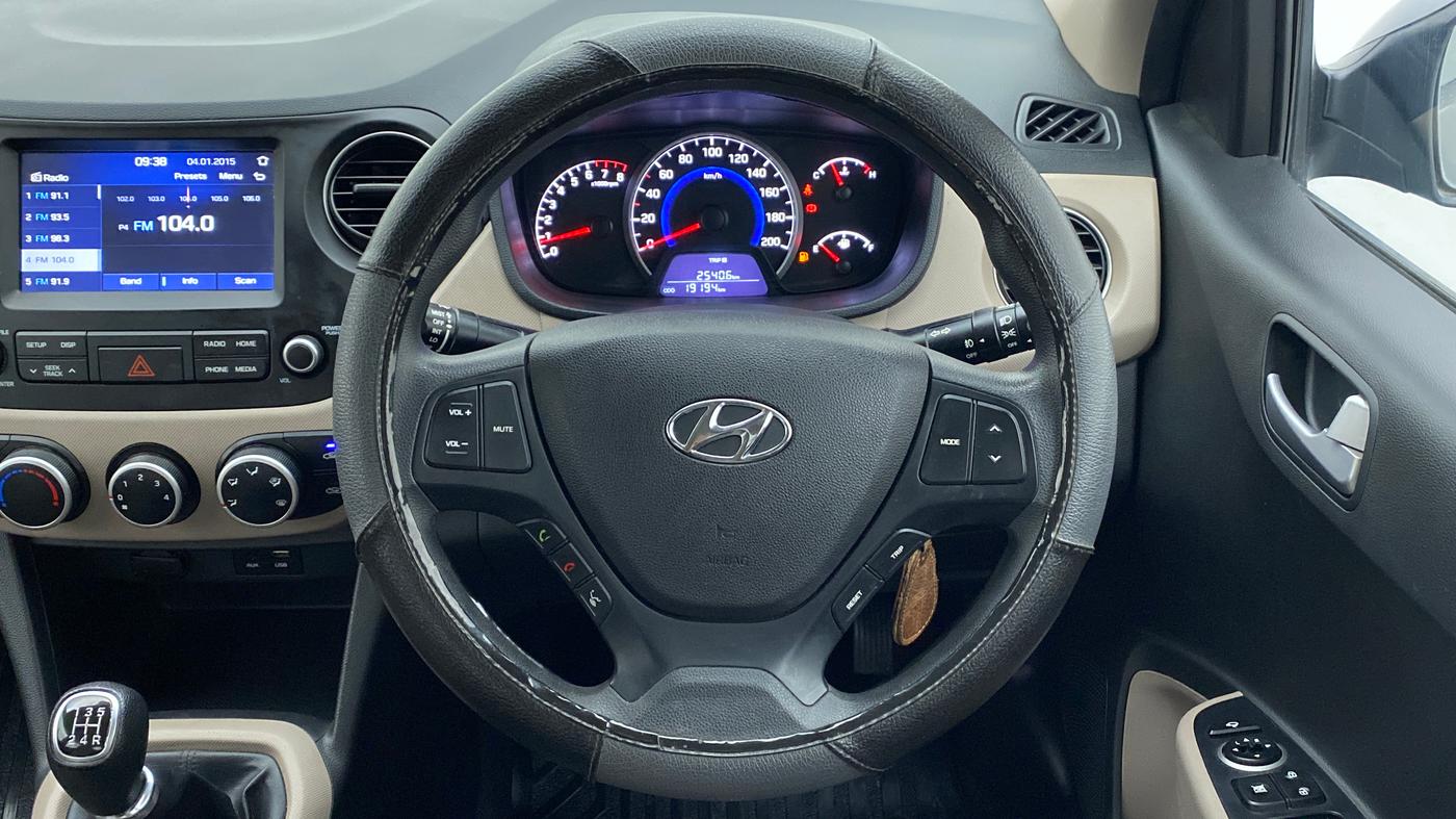 2019 Hyundai Grand i10 SPORTZ 1.2 KAPPA VTVT, Petrol, Manual, Steering Wheel Close Up