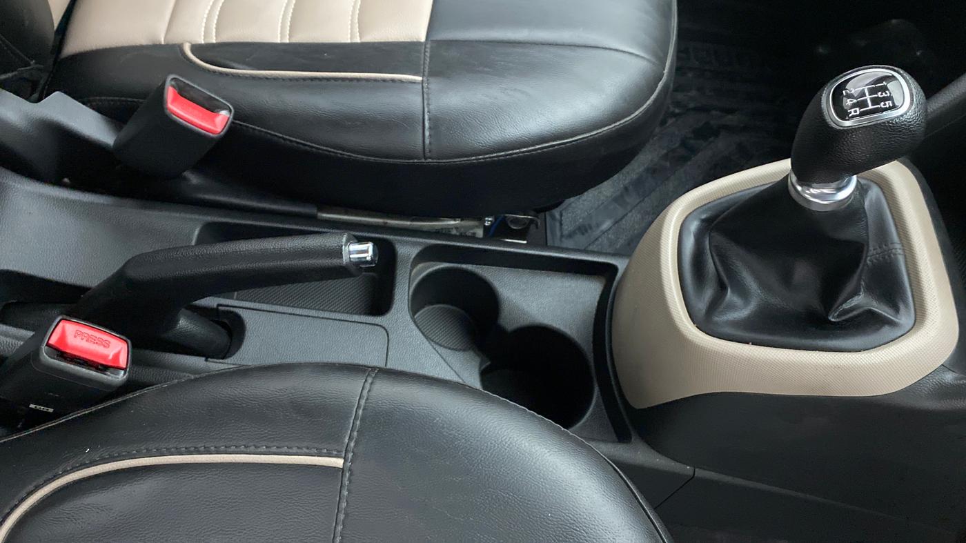 2019 Hyundai Grand i10 SPORTZ 1.2 KAPPA VTVT, Petrol, Manual, Gear Lever