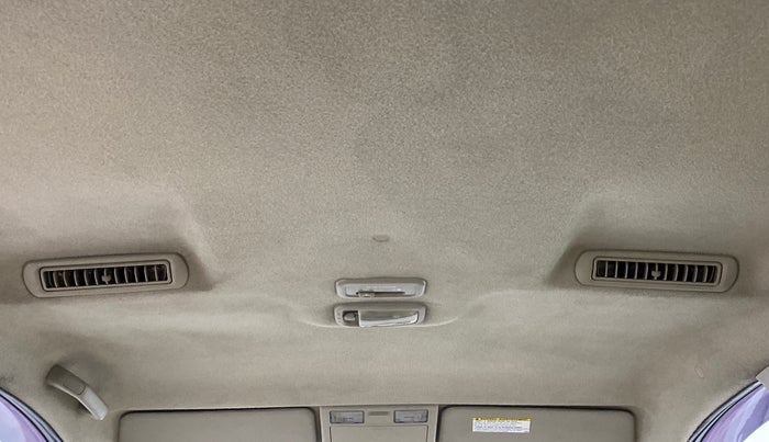 2014 Toyota Innova 2.5 GX 8 STR BS IV, Diesel, Manual, 70,258 km, Rear AC Vents