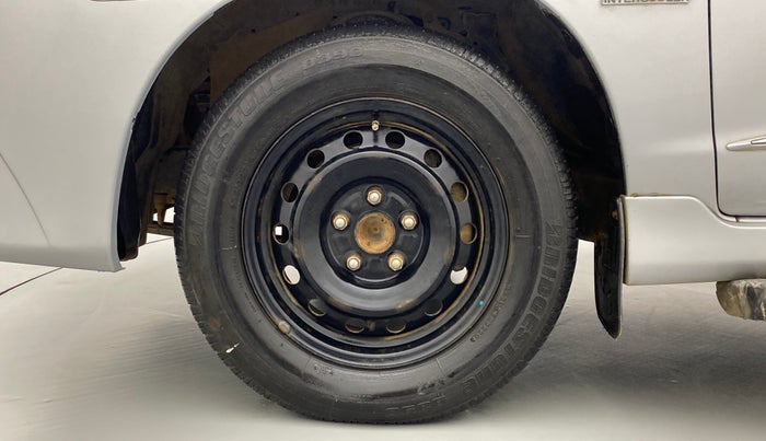 2014 Toyota Innova 2.5 GX 8 STR BS IV, Diesel, Manual, 70,258 km, Left Front Wheel