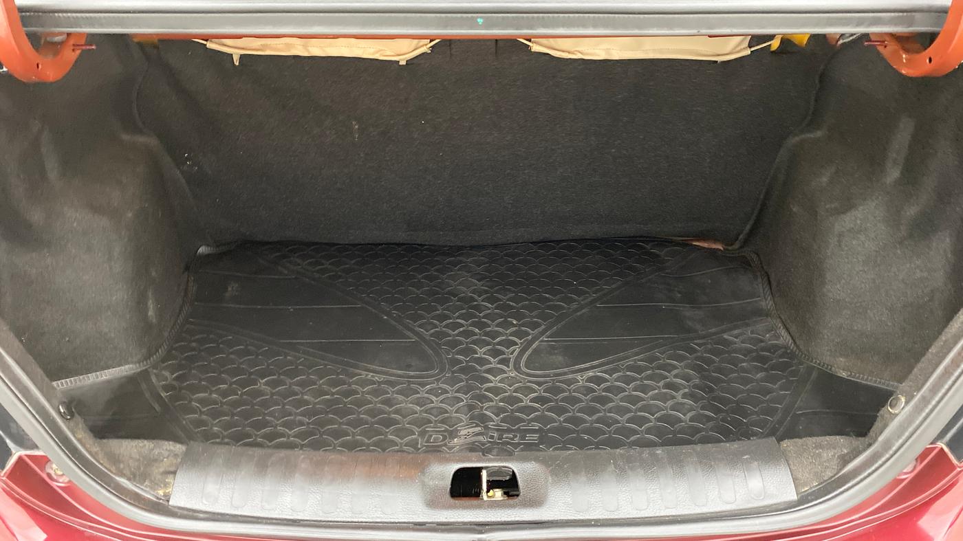 2016 Maruti Swift Dzire ZDI AMT, Diesel, Automatic, 96,344 km, Boot Inside