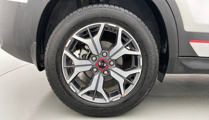2019 KIA SELTOS 1.4 GTX+ TURBO GDI PETROL AT, Petrol, Automatic, 40,701 km, Right Rear Wheel