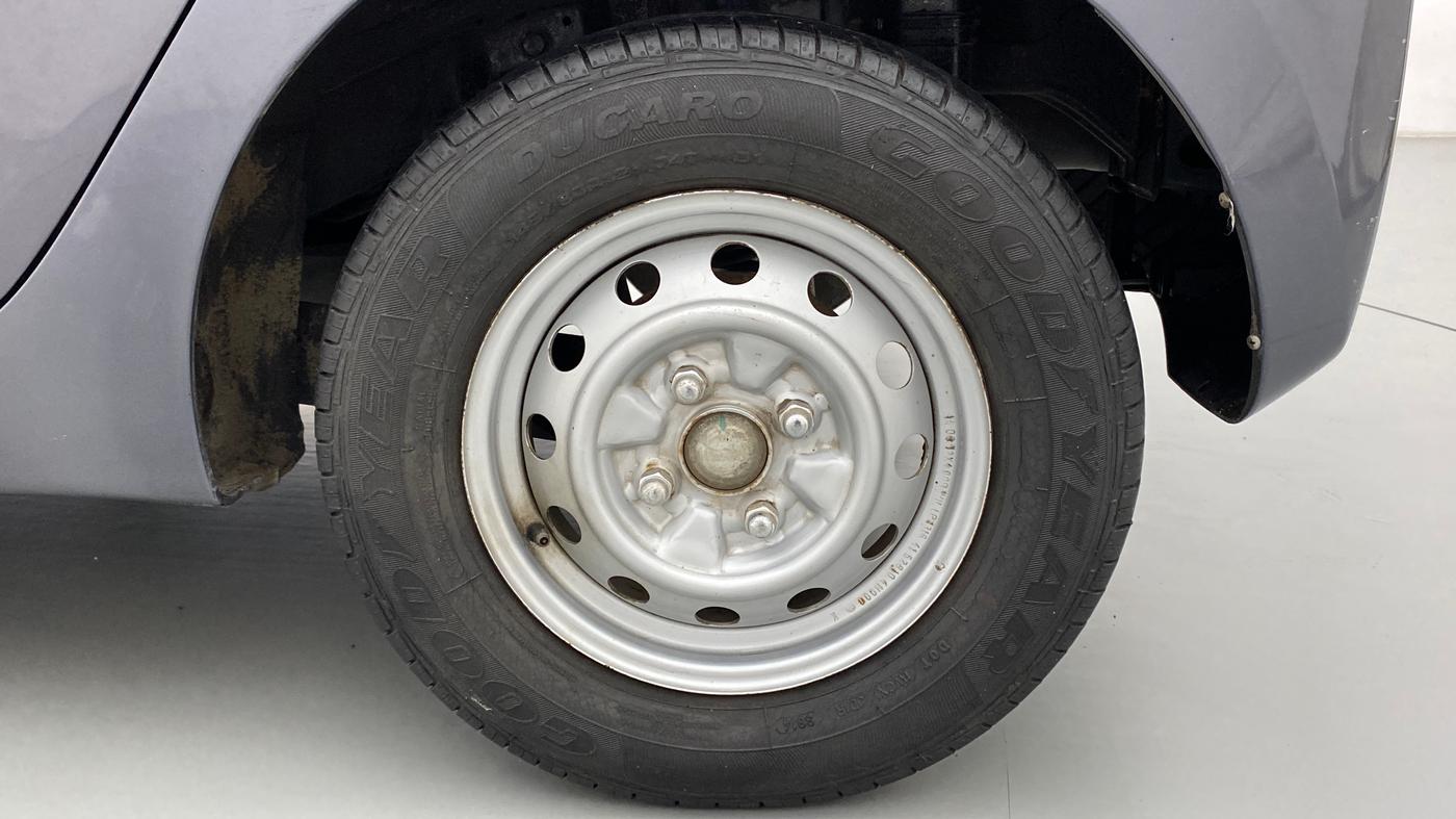 2014 Hyundai Eon D-LITE+, Petrol, Manual, 23,926 km, Left Rear Wheel
