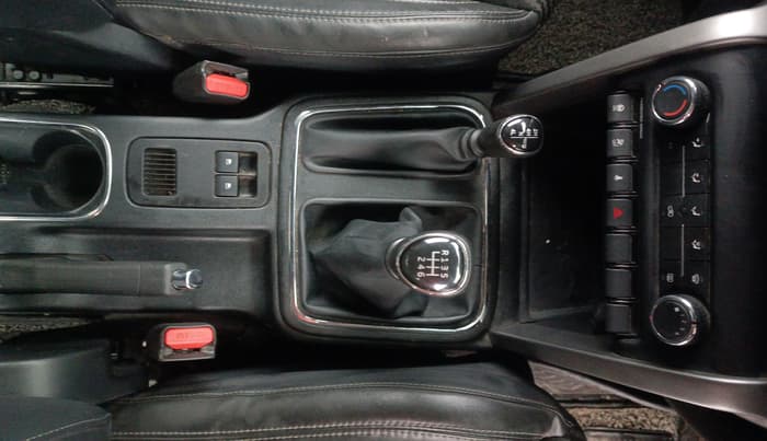 2022 Mahindra Thar LX HT PETROL 4WD MT, Petrol, Manual, 44,522 km, Gear Lever
