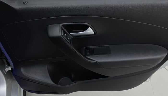 2020 Volkswagen Polo Trendline 1.0 L Petrol, Petrol, Manual, 34,605 km, Driver Side Door Panels Control